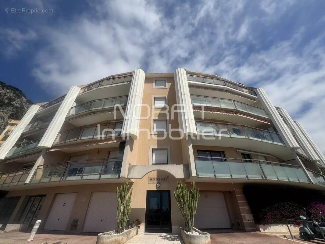 Appartement à CAP-D'AIL