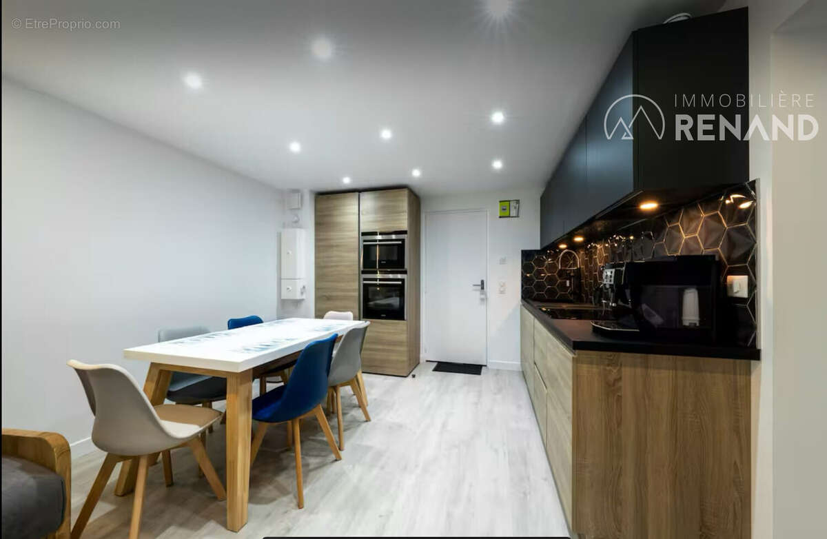 Appartement 65 m² à Cluses  - photo 5