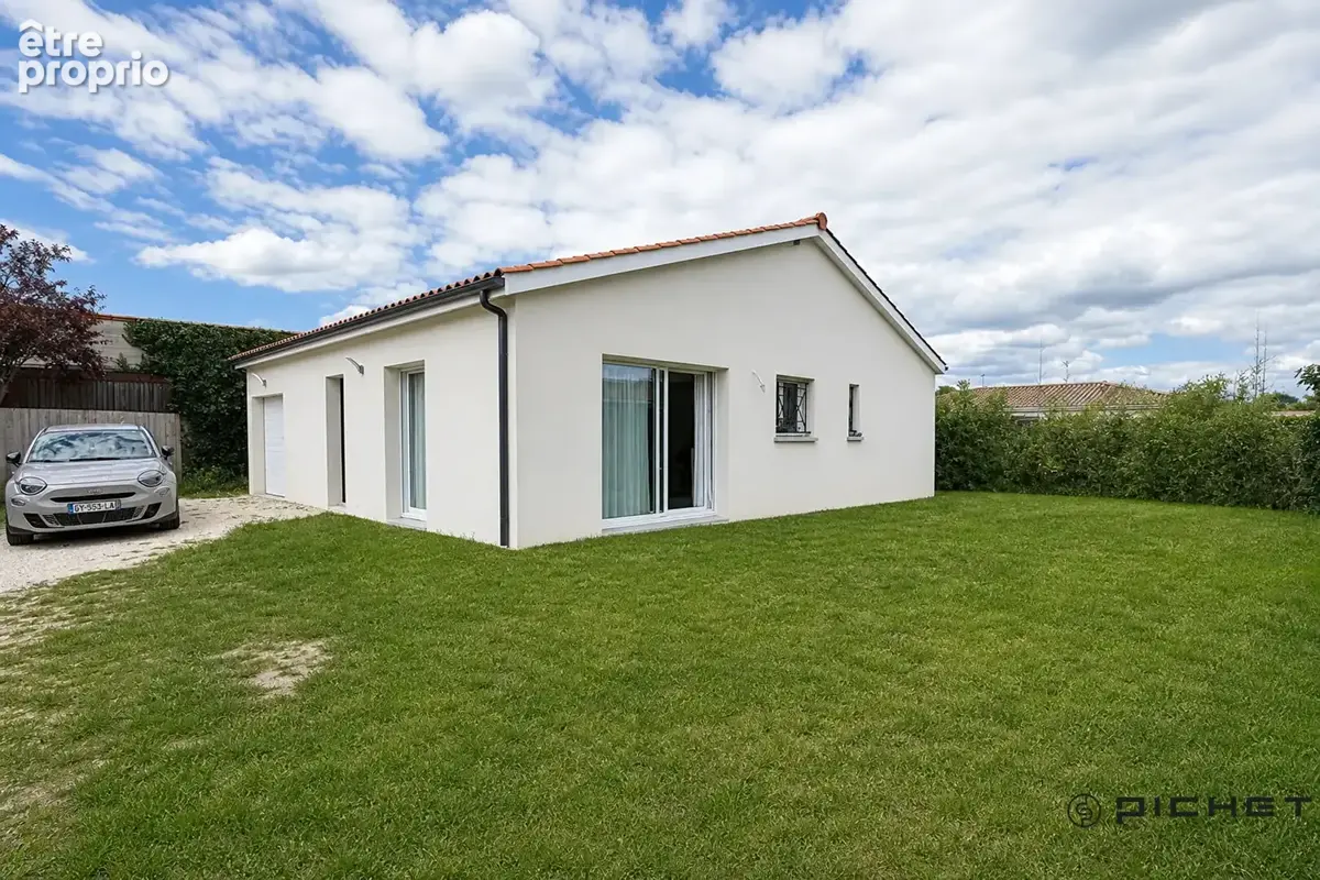 Photo Maison à Brach au prix de 375 000€