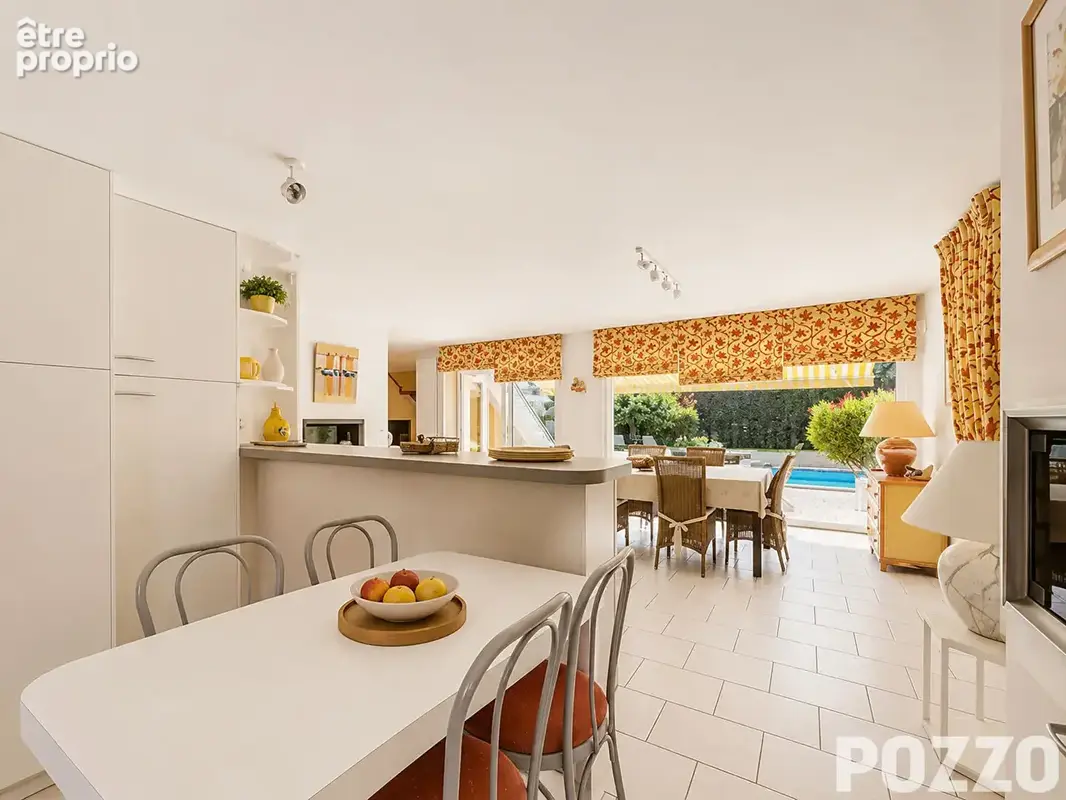 A VENDRE- Maison 195m² - Piscine - SAINT-PAIR-SUR-MER (50380) - photo 9