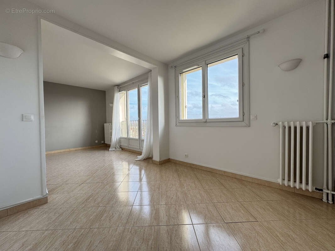 Appartement à SAINT-GERMAIN-EN-LAYE