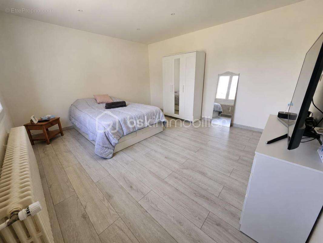 Maison à PUSSAY