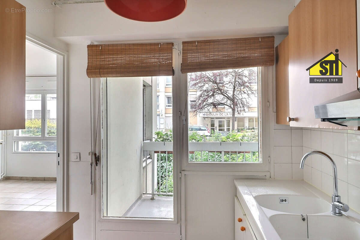 Appartement à PARIS-14E