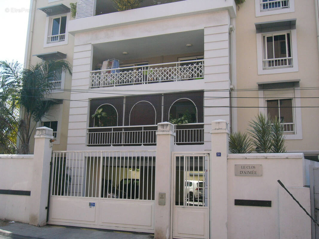 Appartement à SAINT-DENIS