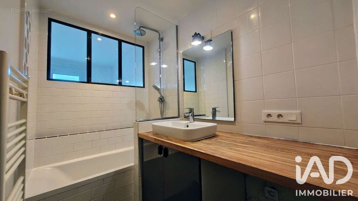 Photo 8 - Appartement à ASNIERES-SUR-SEINE