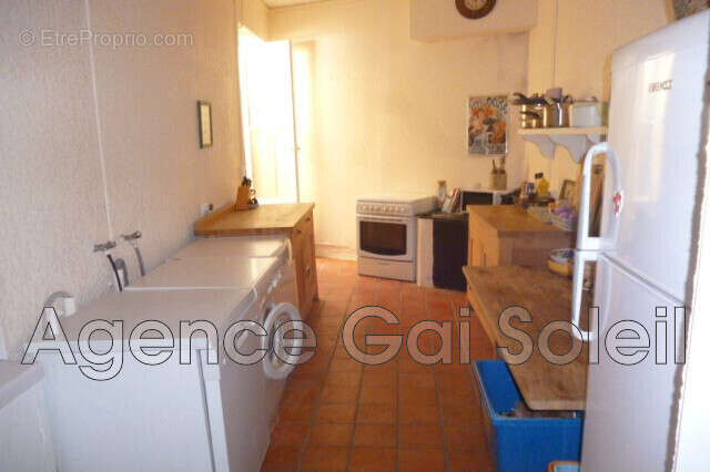 Maison 225 m² à Nissan-Lez-Enserune  - photo 5