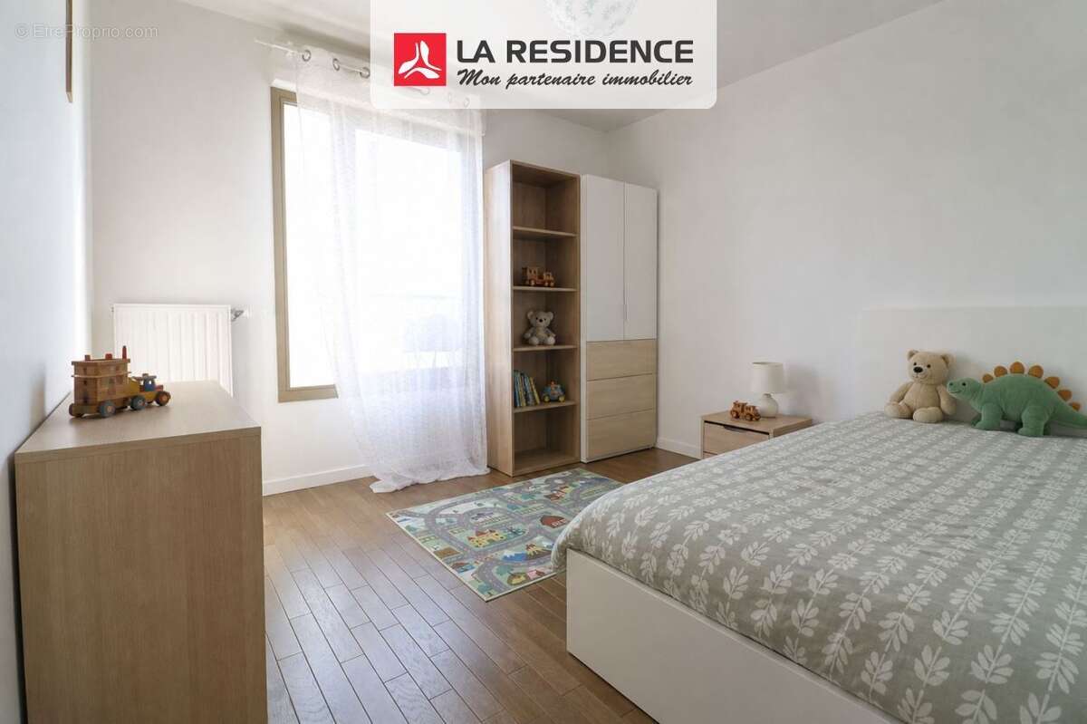Appartement à SAINT-CYR-L'ECOLE
