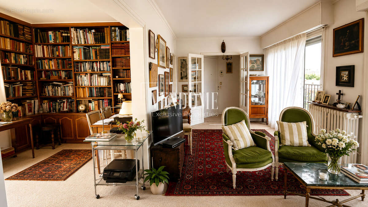 Appartement à PARIS-7E