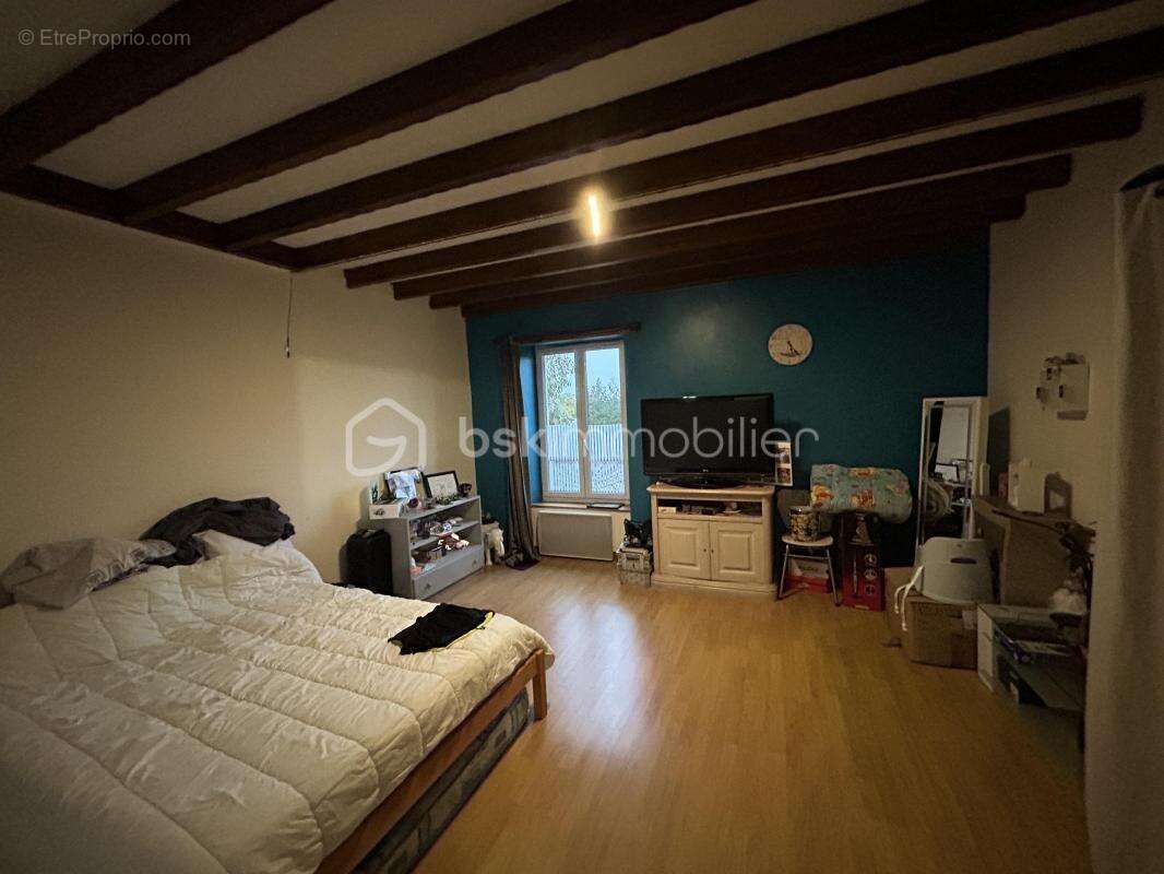 Maison à BRAINS-SUR-GEE