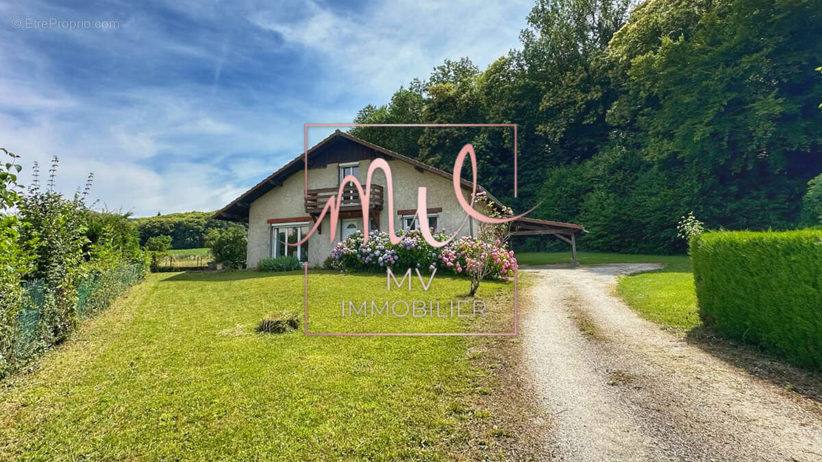 Maison à CHARAVINES