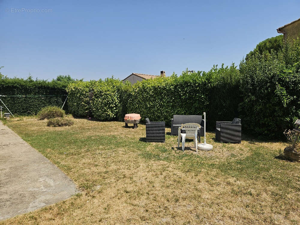 Jolie villa de plain-pied, au calme et à l'abri des regards - photo 3