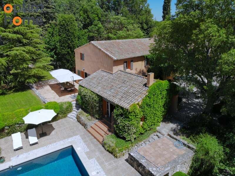 Aix-en-Provence - Superbe Mas Provençal T7 du 18ème Siècle de 275 m² entièrement rénové, sur 6000 m² de terrain, au calme et san - photo 3