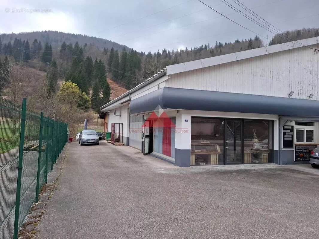 Commerce à LES ROUSSES