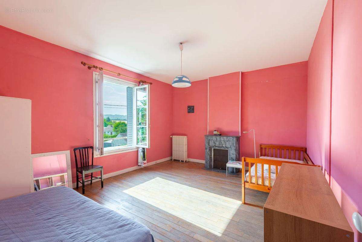 Maison de 8 pièces de 190 m² à Luzancy - photo 9