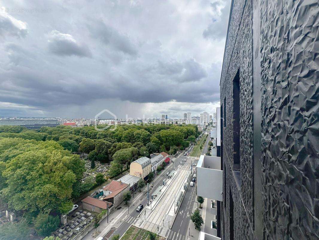 Appartement à IVRY-SUR-SEINE