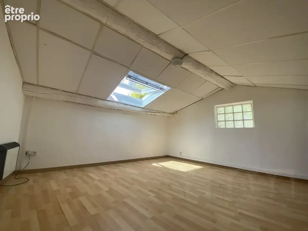 Saint-jean-de-cornies  maison de village de 83 m2 - 3 chambres + grange 60 m² - photo 5