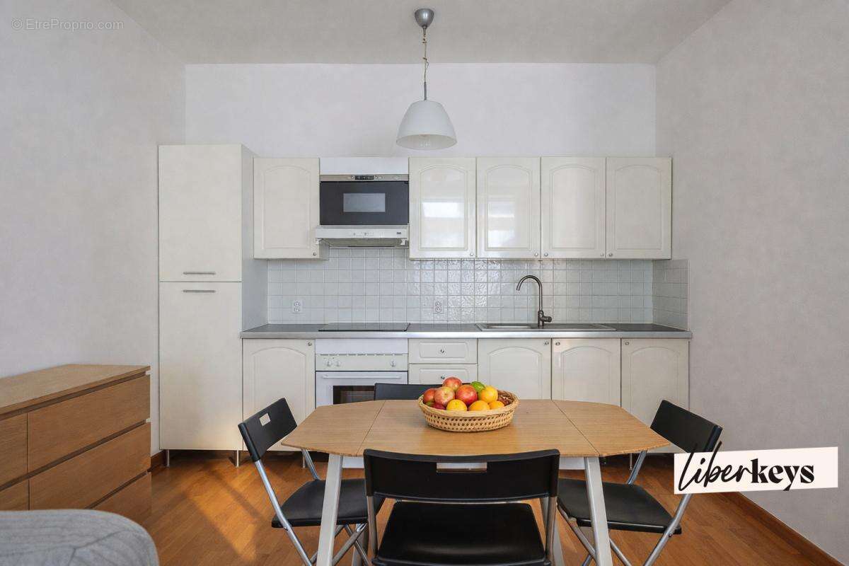 Appartement à MARSEILLE-6E
