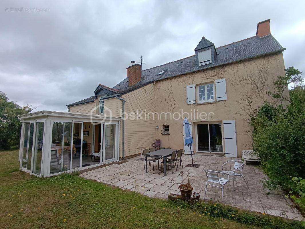 Maison à SAINT-DOMINEUC