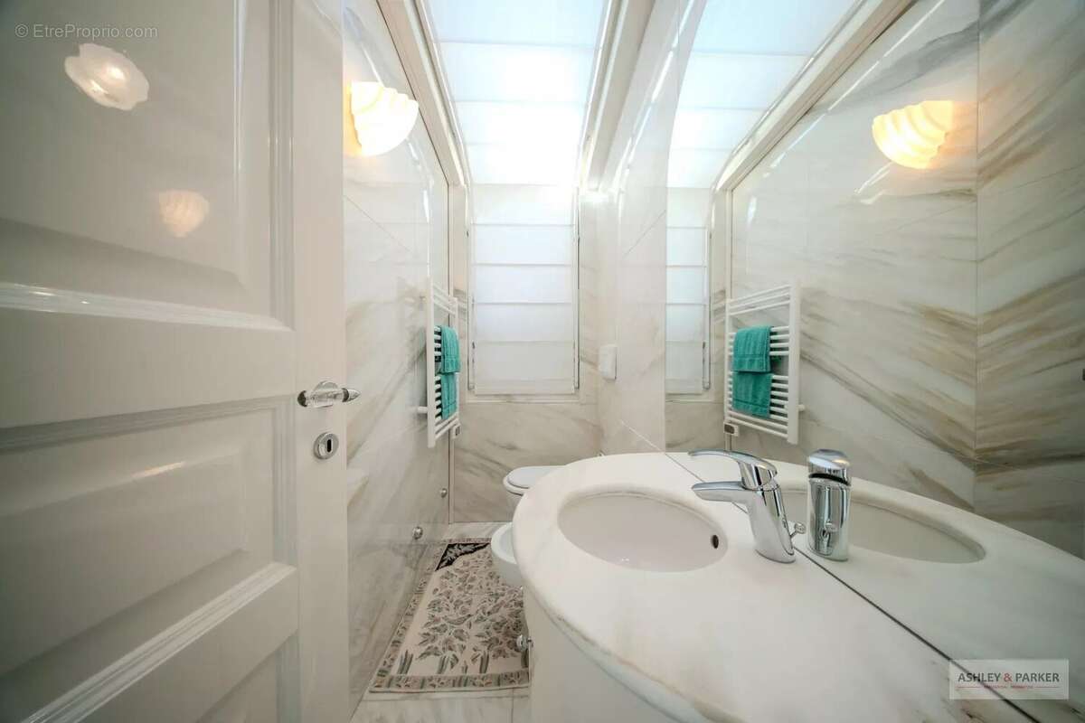 Maison à ROQUEBRUNE-CAP-MARTIN