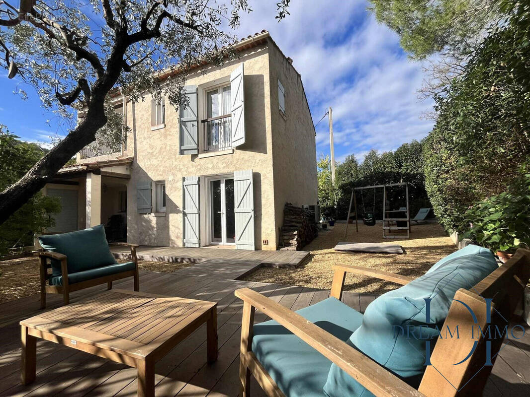 Maison à SOLLIES-PONT