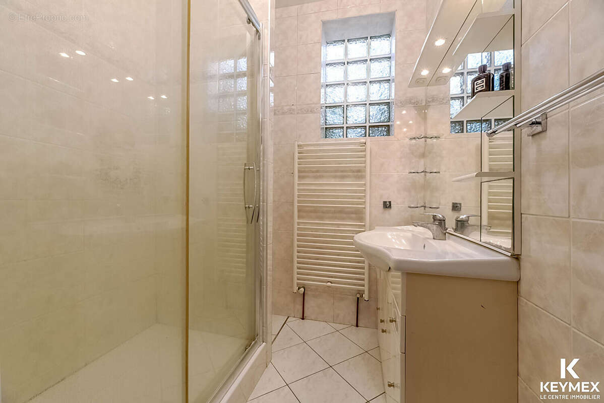 Maison à RONQUEROLLES