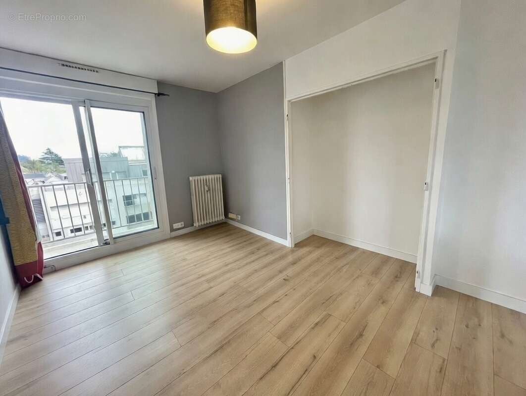 Salon - Appartement à NANTES