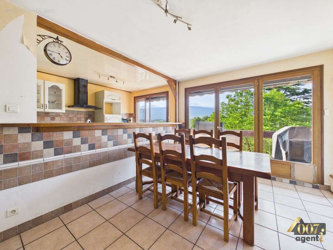 Appartement à ARBIN