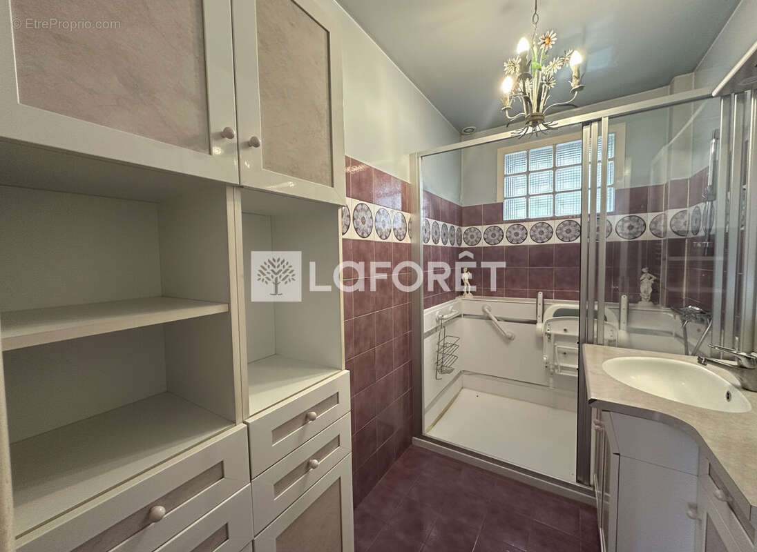 Maison à VIRY-CHATILLON