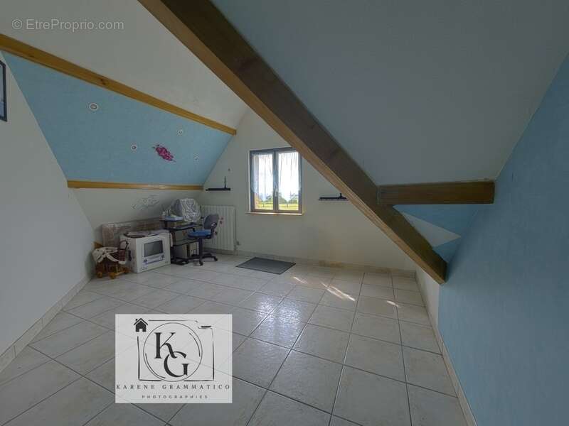 Maison à MAIRY-MAINVILLE