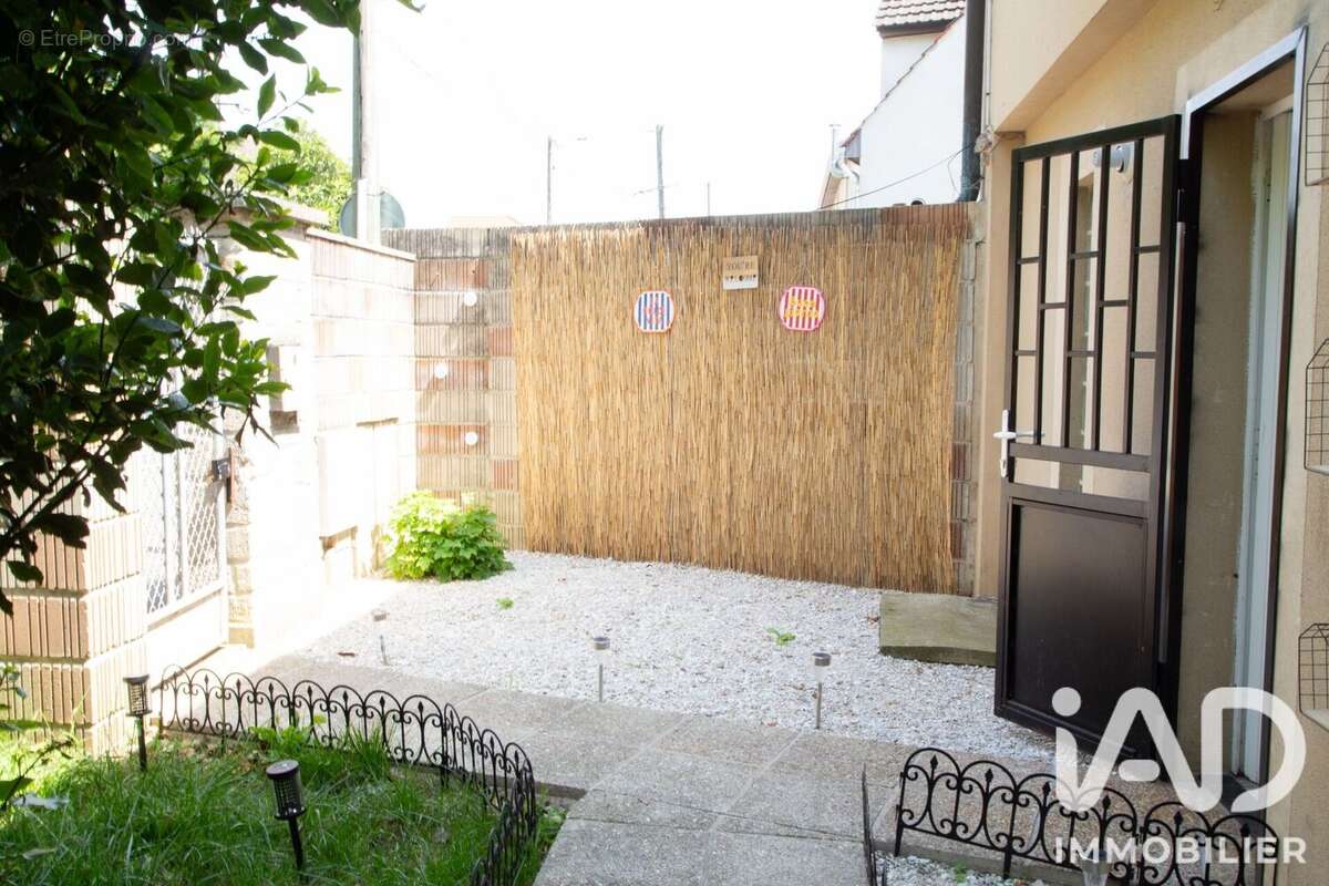 Appartement 37 m² à Villepinte  - photo 9