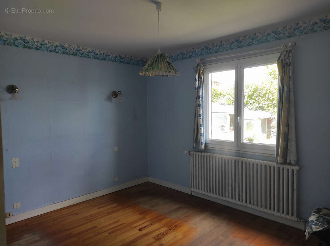 Maison à BESSAMOREL