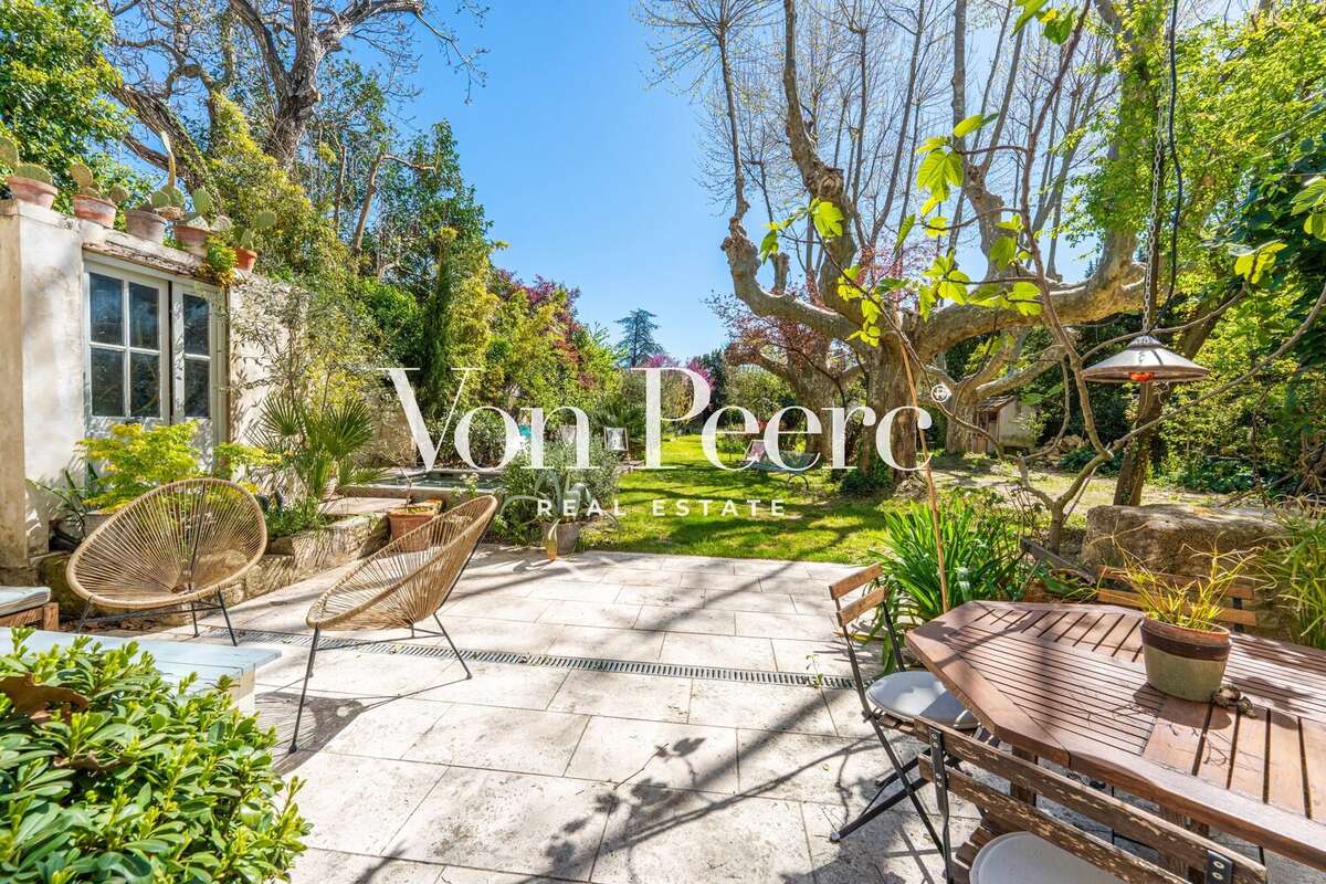 Maison à VILLENEUVE-LES-AVIGNON