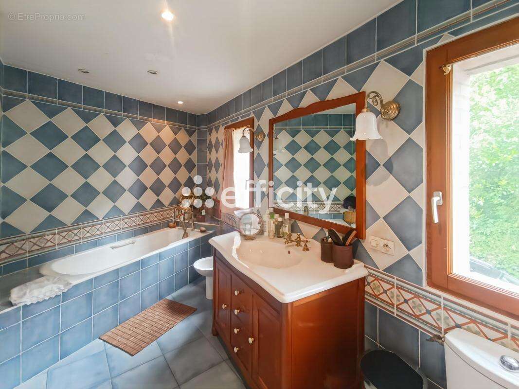 Maison à BOIS-GUILLAUME