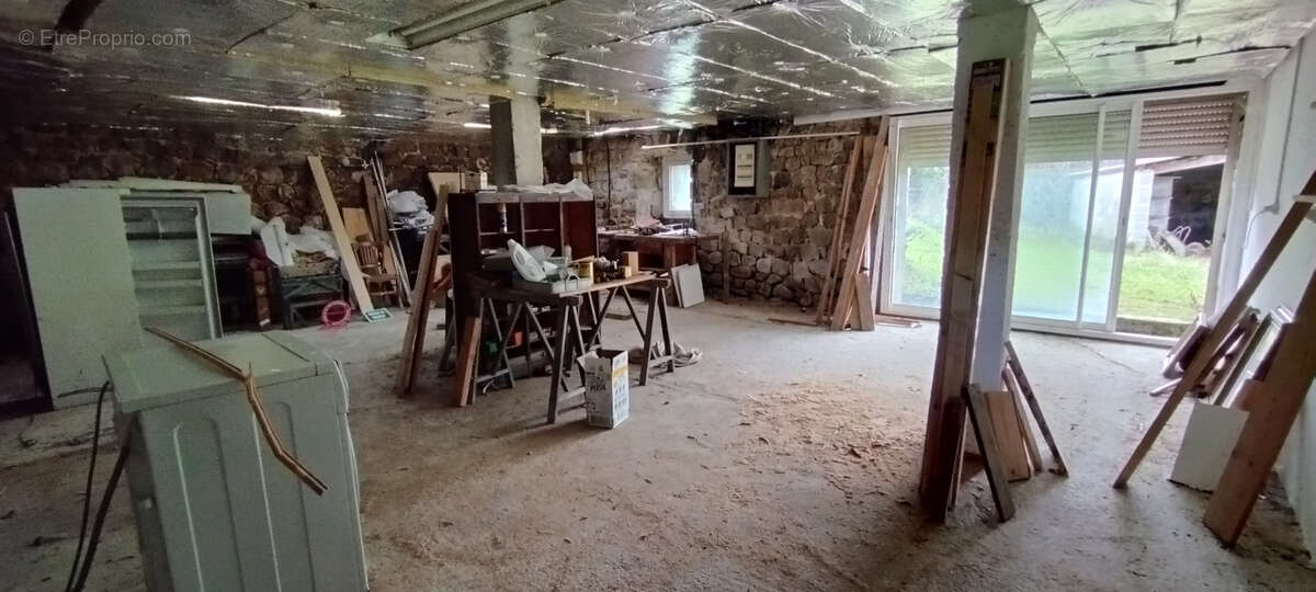 Maison à SAINT-MARTIN-DE-VALAMAS