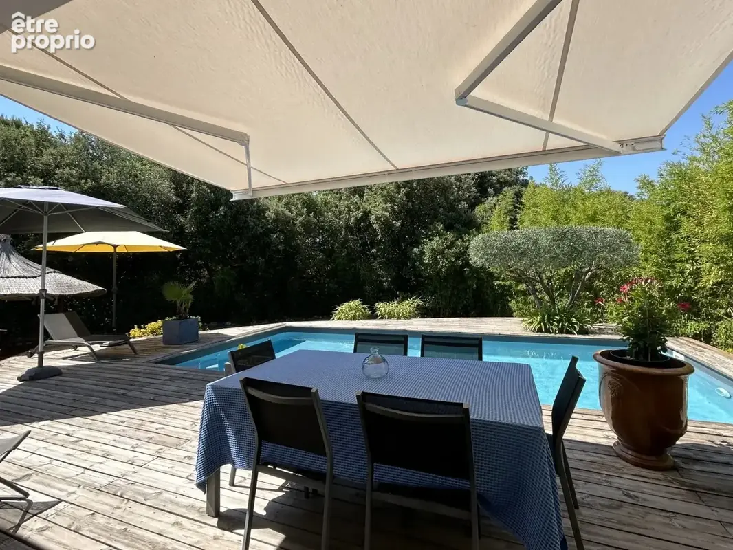Maison à UZES