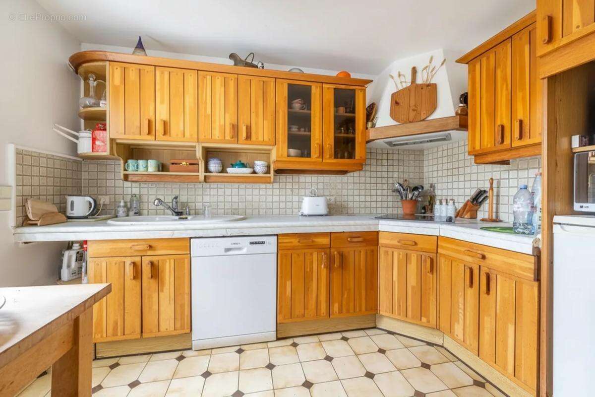 Maison de 6 pièces de 90 m² + 34m2 de dépendance situé à Ermont - photo 7
