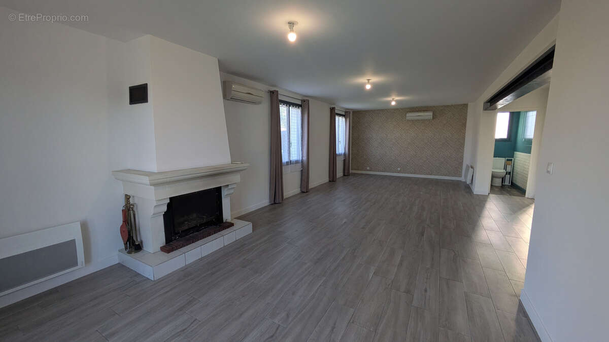 Plain pied -  4 chambres - FRESSINES - - photo 3