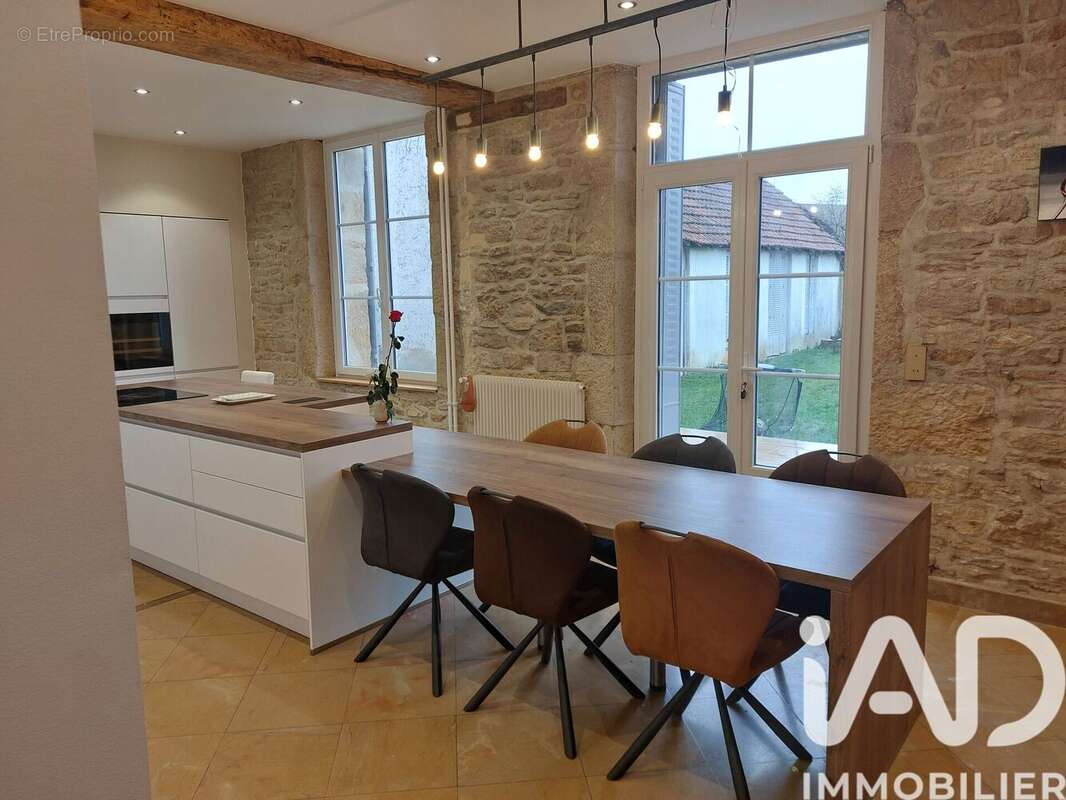 Photo 3 - Maison à LONGVIC