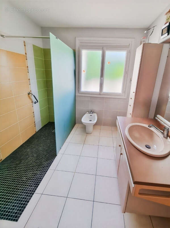 Maison à SAINT-QUENTIN-EN-MAUGES