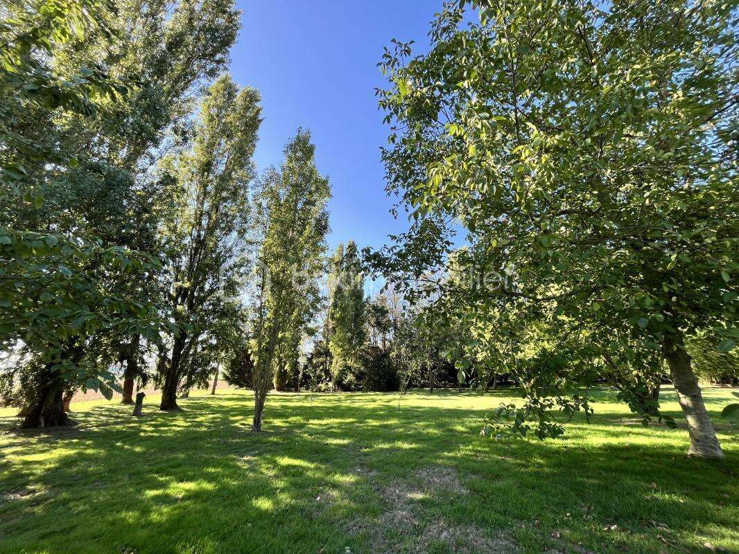 Maison à SAINT-MARTIN-DES-CHAMPS