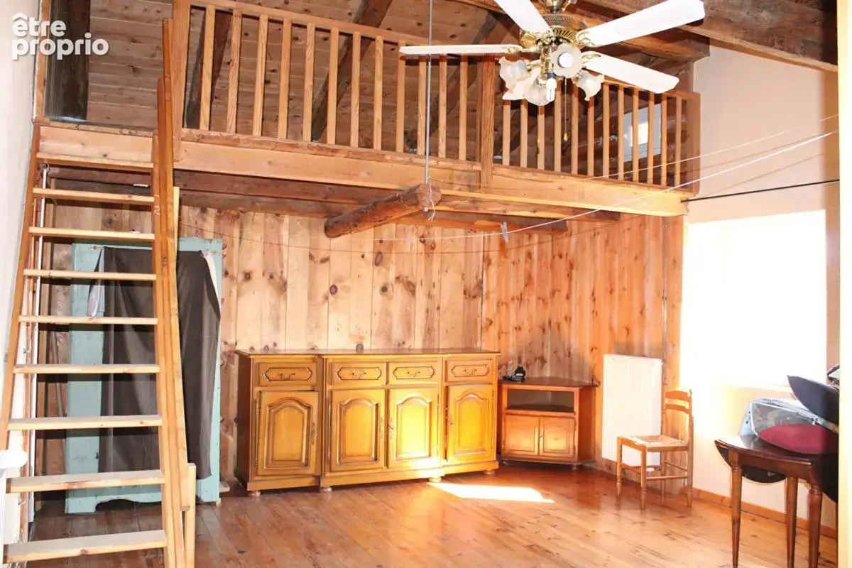 Maison avec 4 appartements indépendants en centre ville de Langogne - photo 10