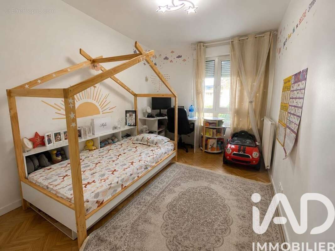 Photo 7 - Appartement à LE KREMLIN-BICETRE