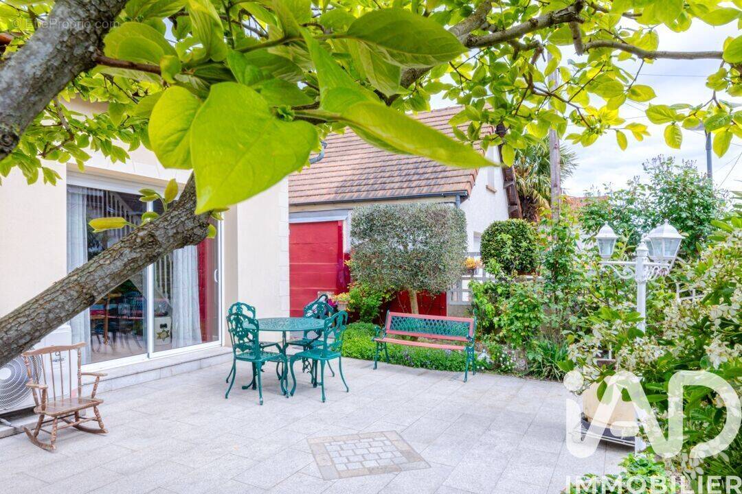 Photo 1 - Maison à CORMEILLES-EN-PARISIS