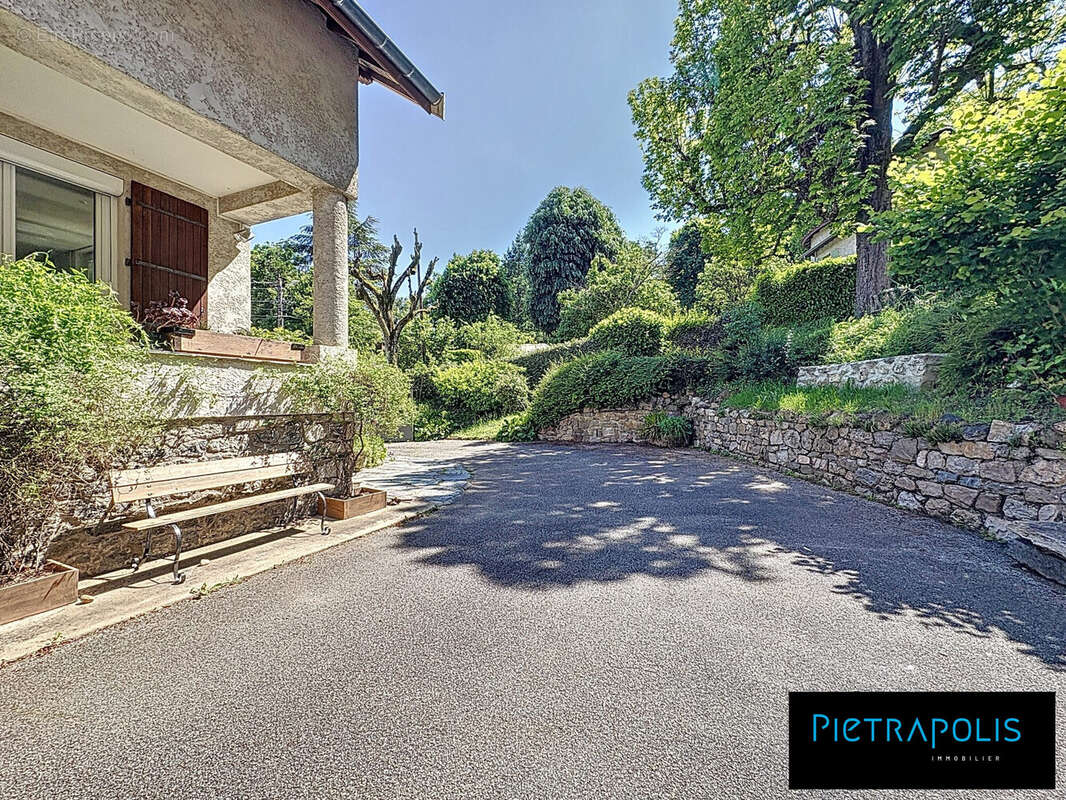 Maison à BRIGNAIS