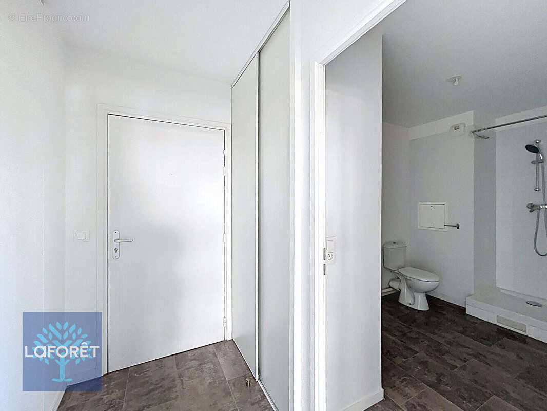 Appartement à CORBEIL-ESSONNES