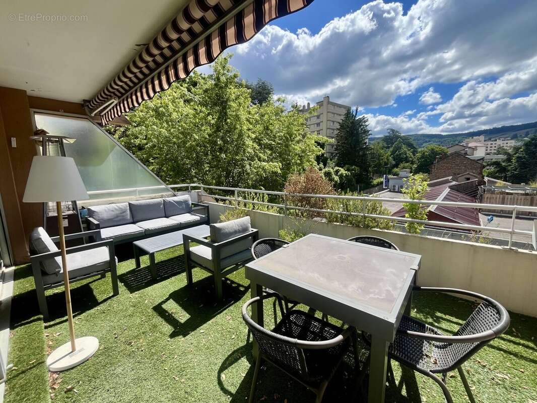 TERRASSE 17m² - Appartement à SAINT-ETIENNE