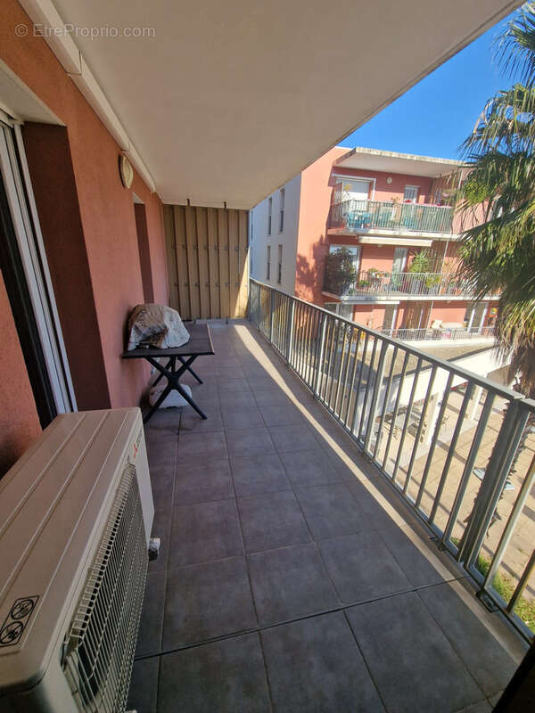 Appartement à JUVIGNAC