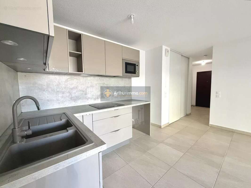 Appartement à FREJUS