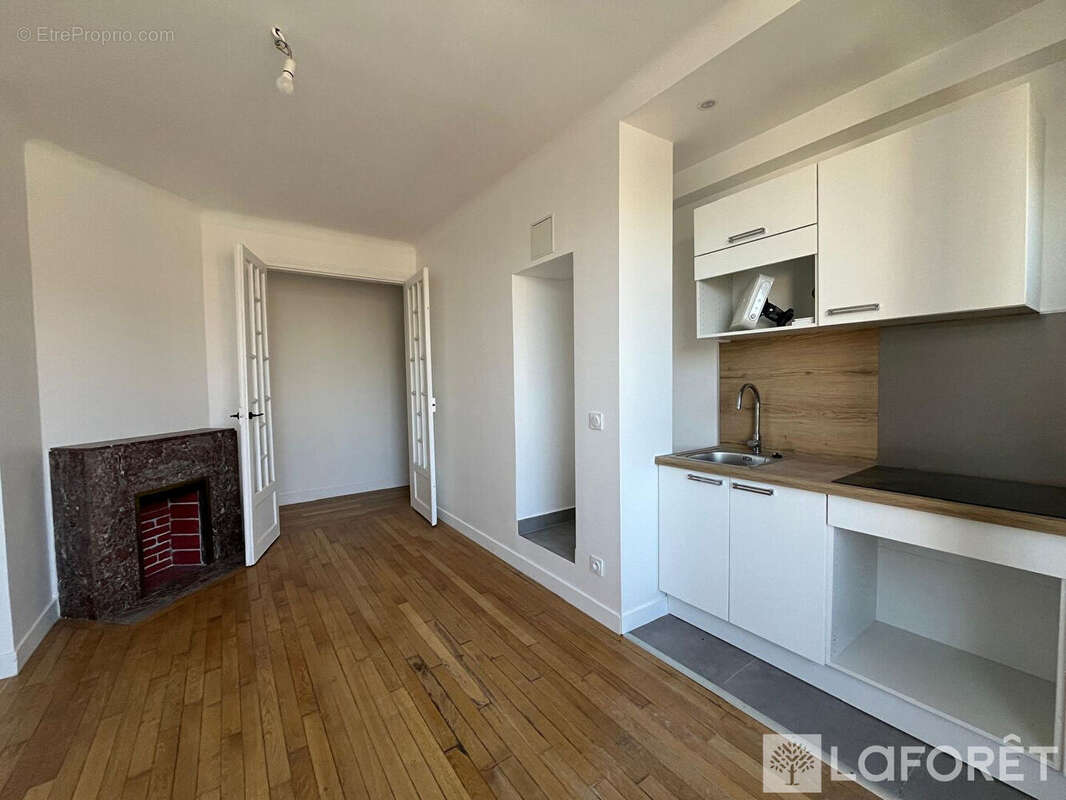 Appartement à ASNIERES-SUR-SEINE