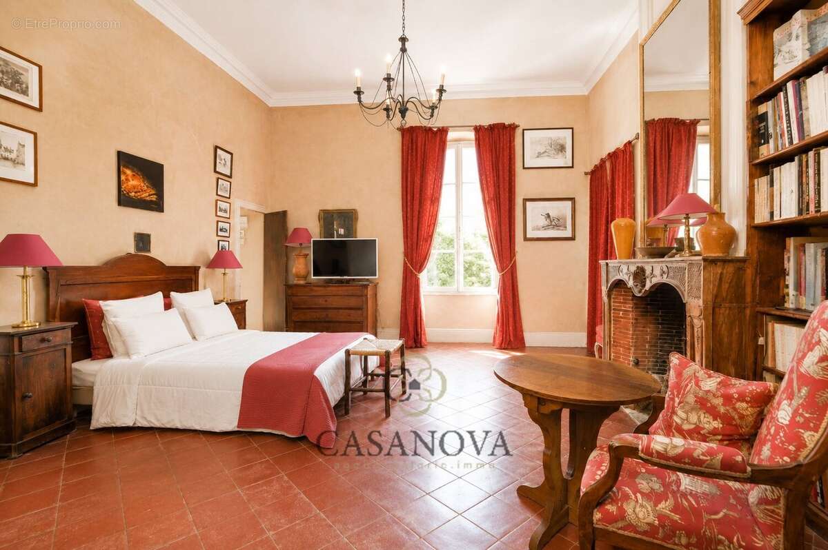 Maison à QUISSAC